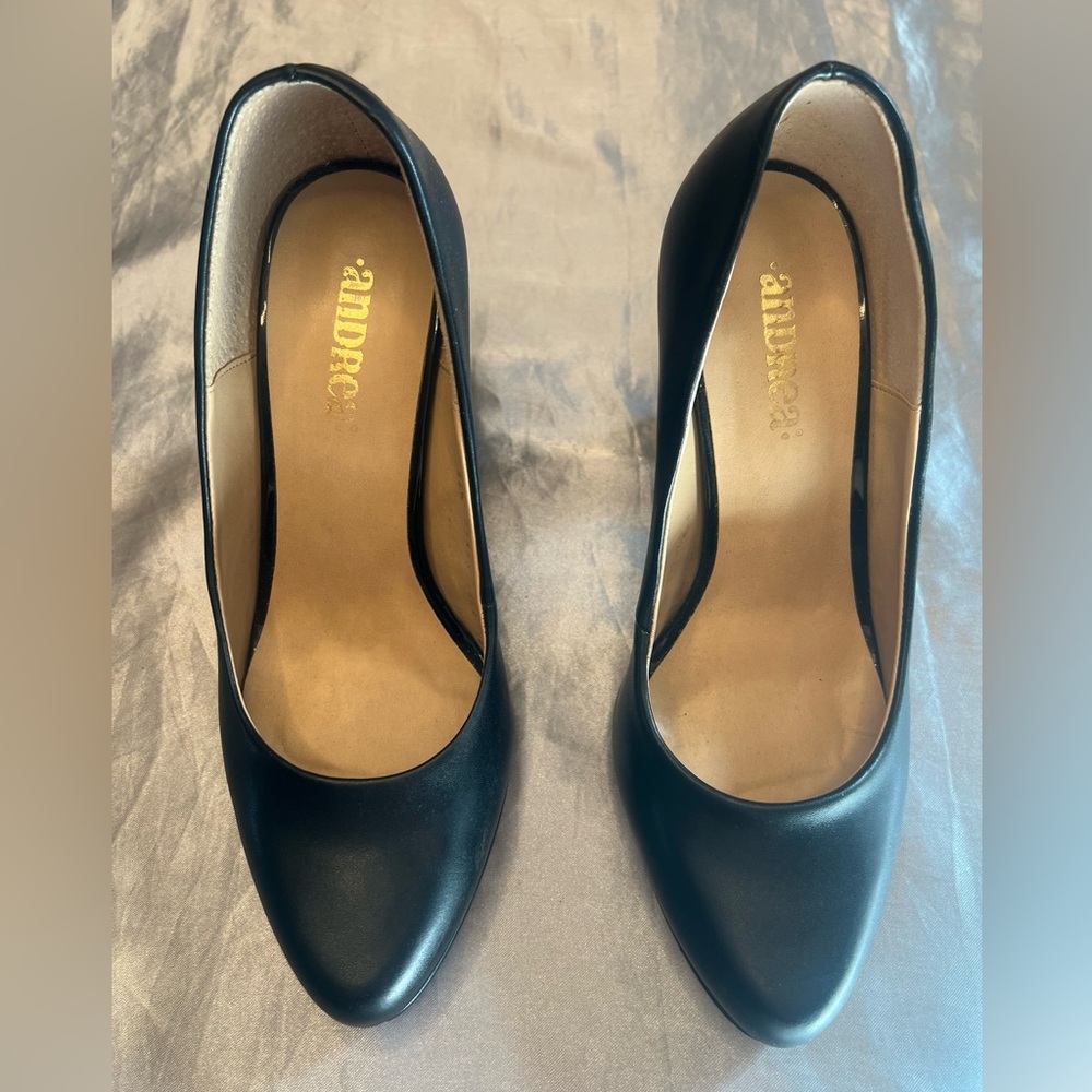 Andra  Classic Black Heels